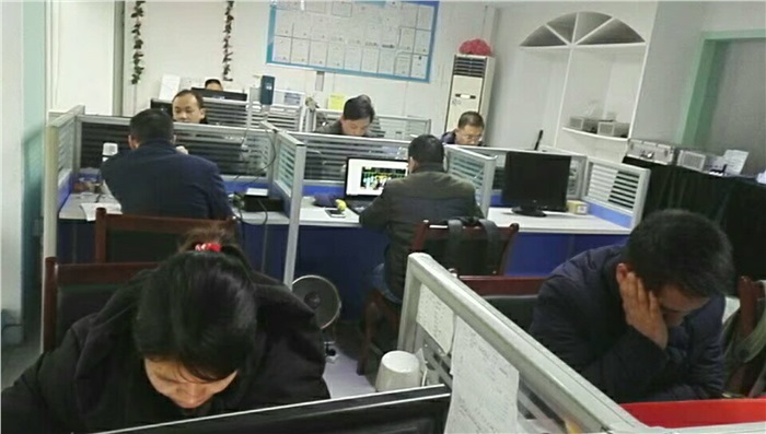 ky.com战士春节前夕激情奋战，促项目完美收官